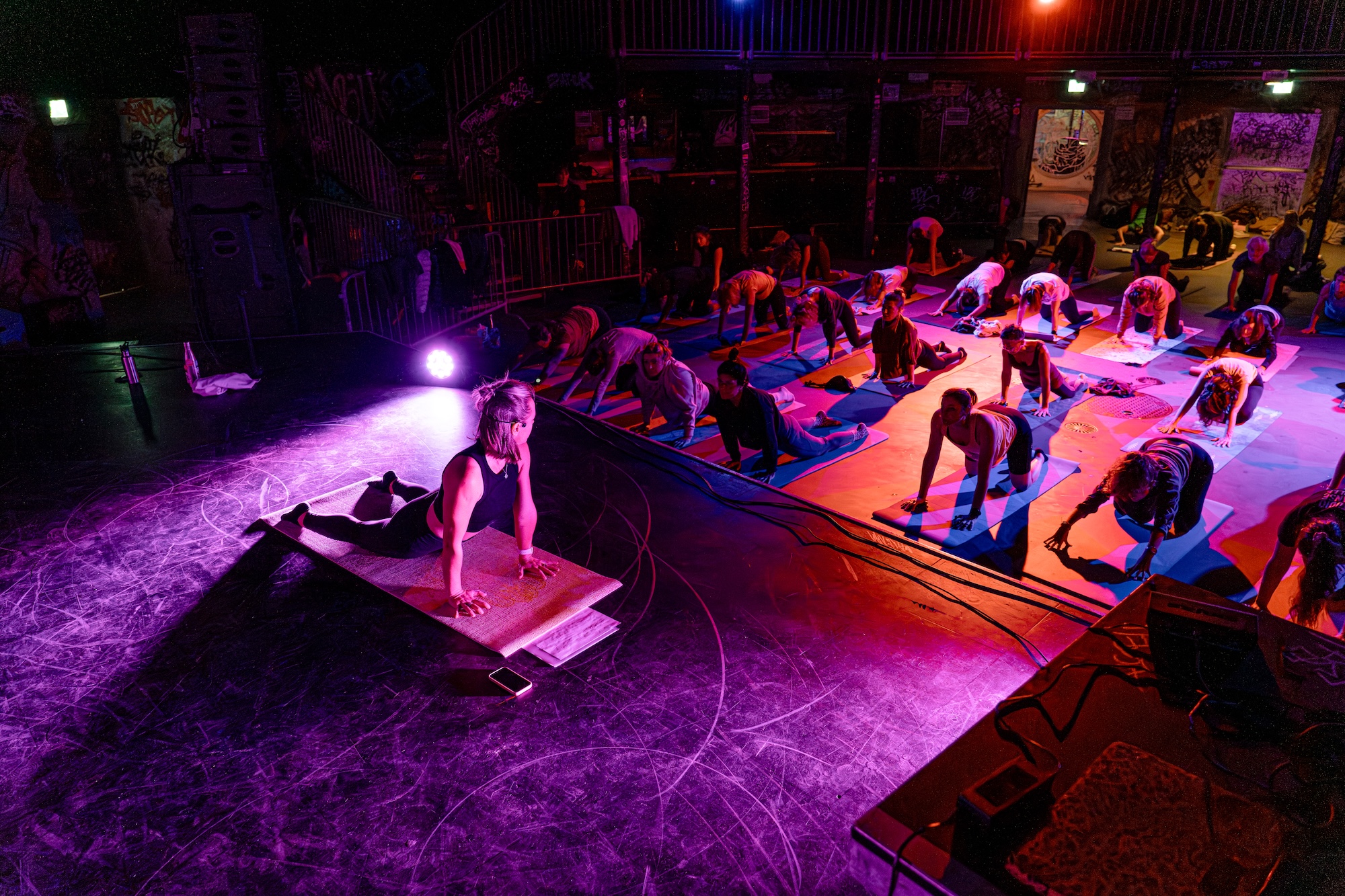 Cours de yoga à la Coupole de Bienne avec la DJ N'Joy